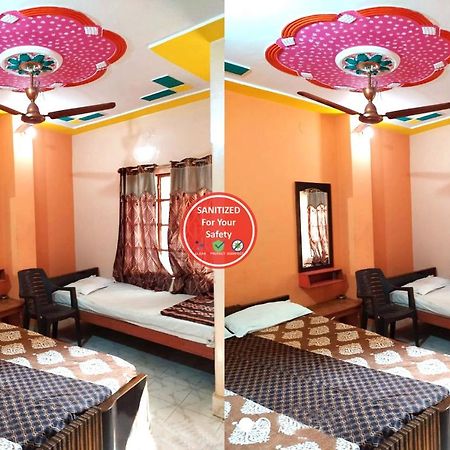 Hotel P N Ganga Varanasi Esterno foto